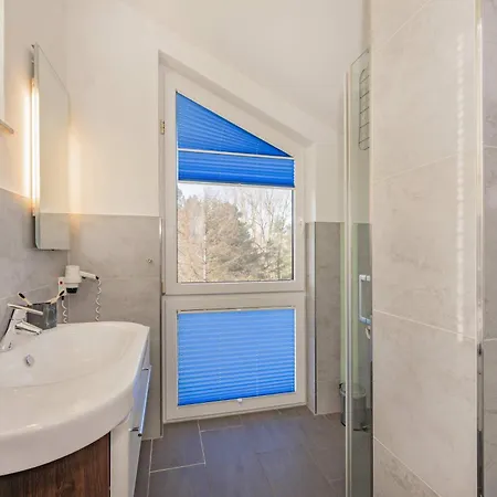 Apartment Haus Ostseekristall Saphir Zinnowitz